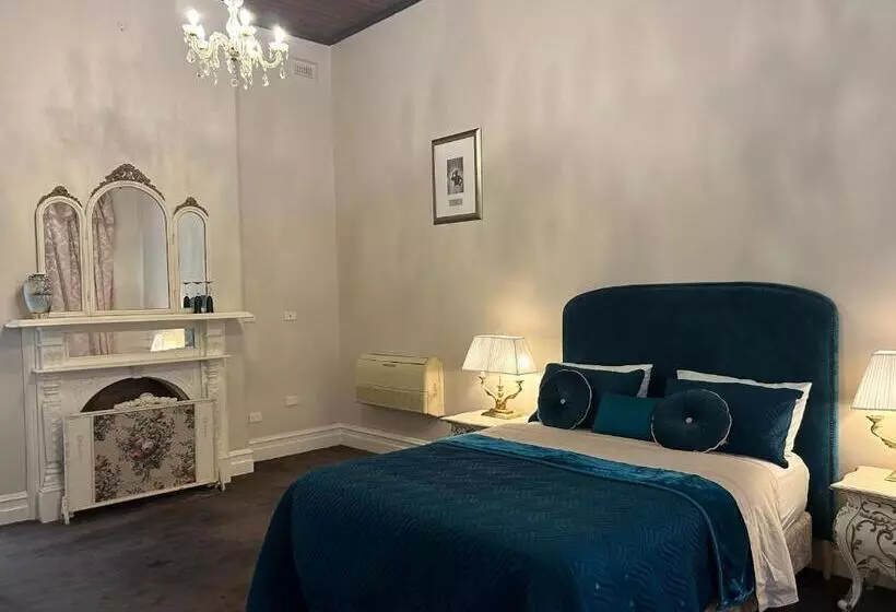 Hotelli Convent At Koroit