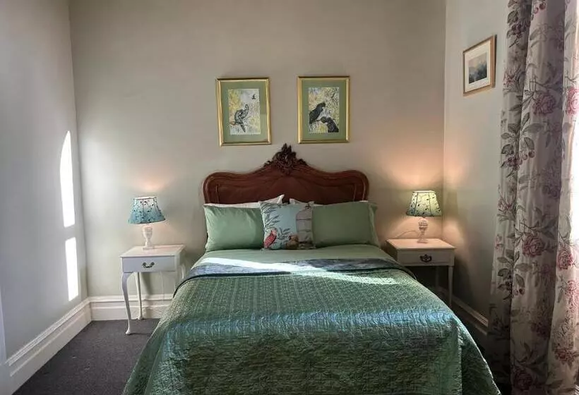 Hotelli Convent At Koroit