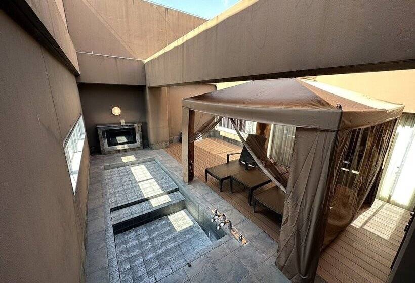 هتل Felice Osaka Itami Airport