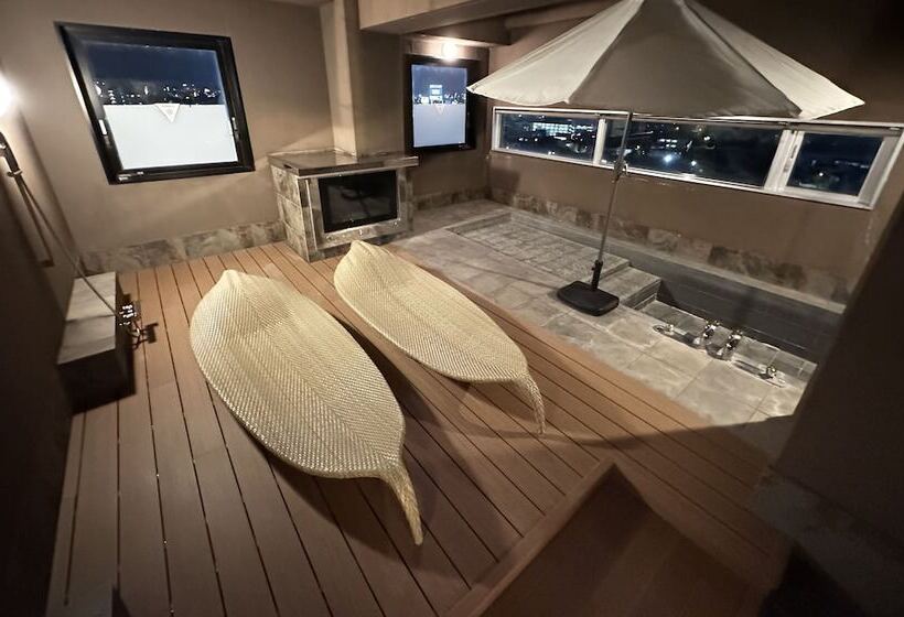 هتل Felice Osaka Itami Airport