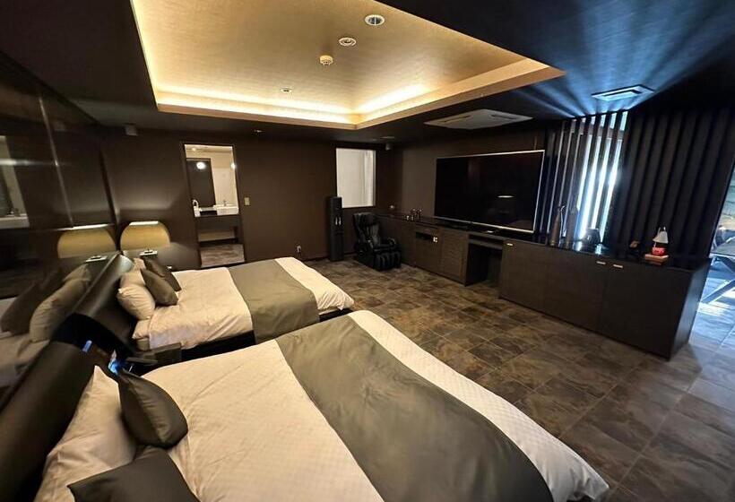 هتل Felice Osaka Itami Airport