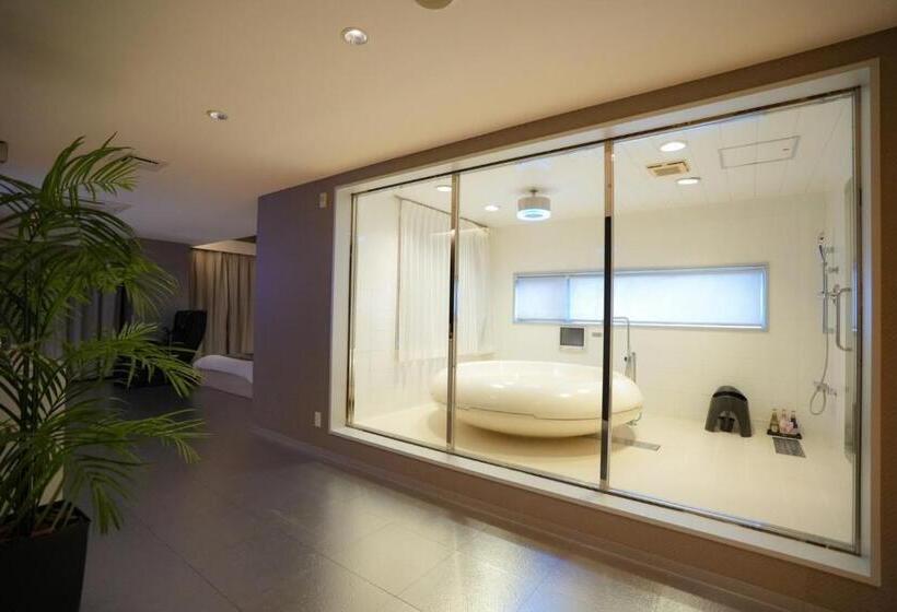 هتل Felice Osaka Itami Airport