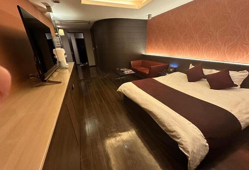 هتل Felice Osaka Itami Airport