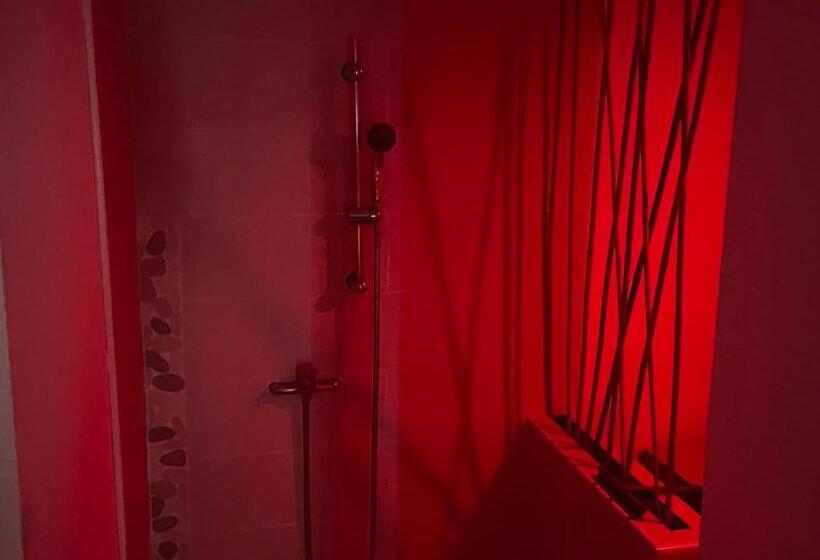 Hotel L Escale Suite Et Spa