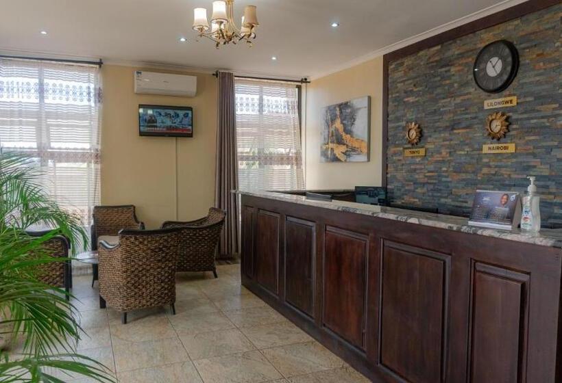 هتل Legacy Suites