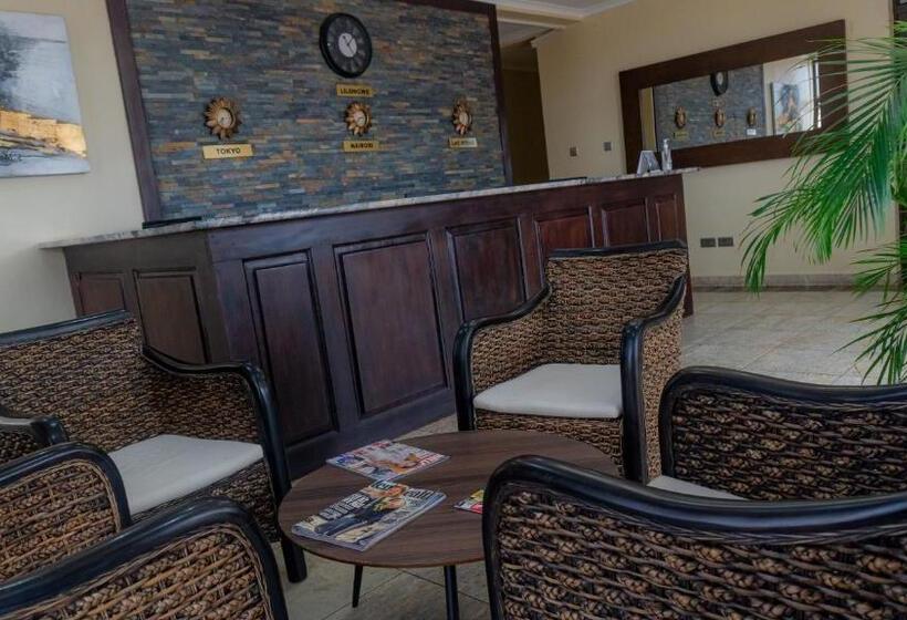 هتل Legacy Suites