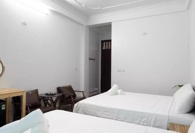 هتل Local Homestay