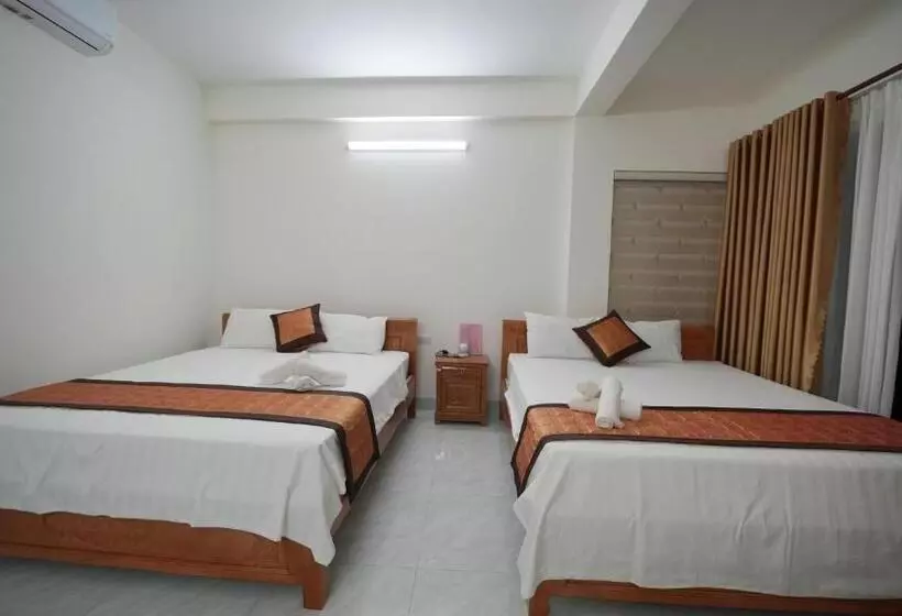 هتل Local Homestay