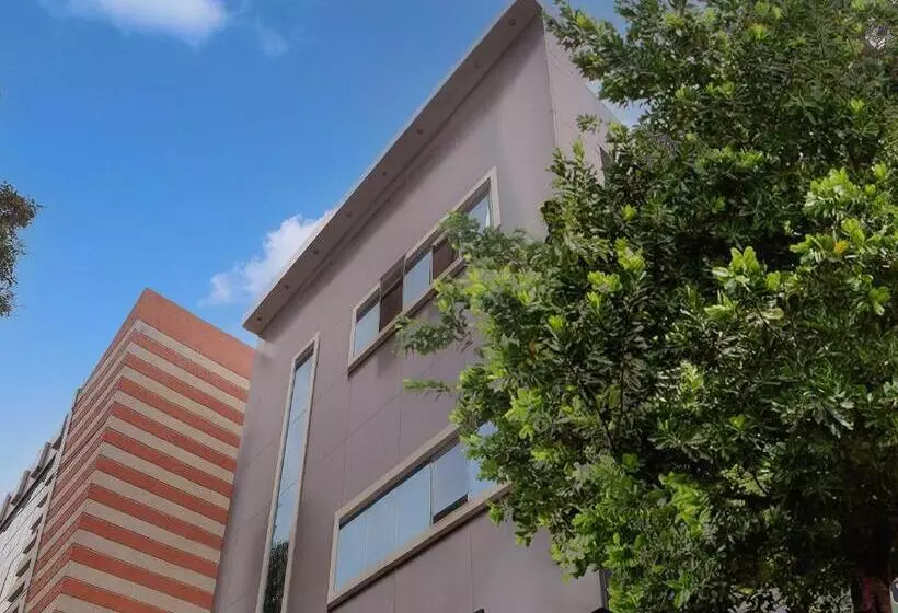 Hotelli Oyo Flagship Maruthi Residency