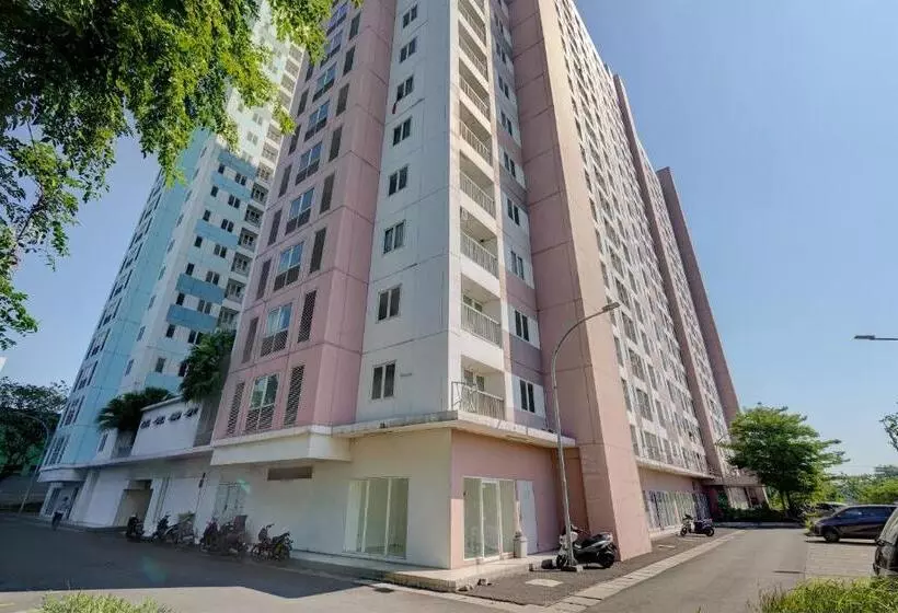 Hotelli Oyo Life 92889 Apartement Grand Sentraland Karawang By A.t Room