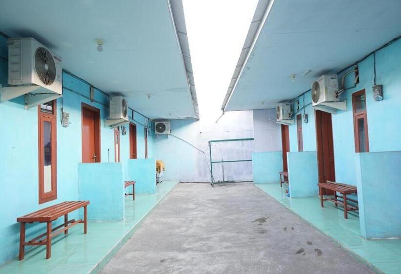 فندق Oyo Life 93017 Kost H Soeroso