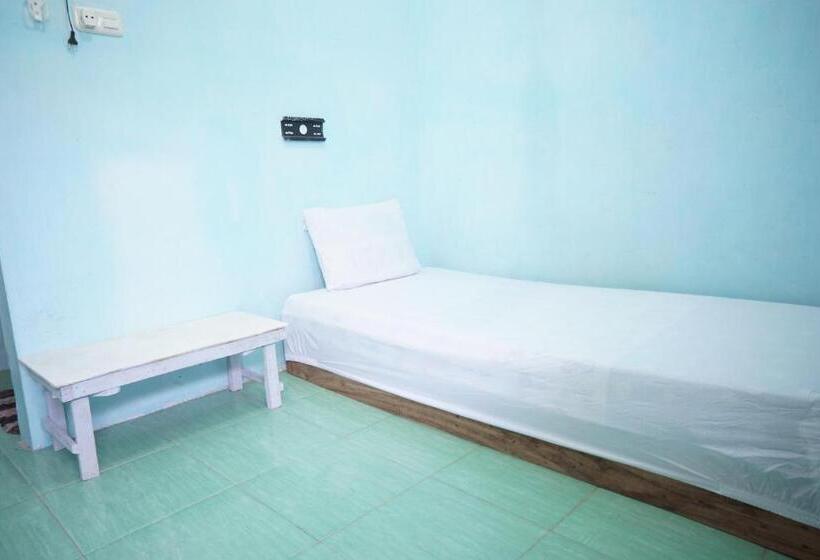 فندق Oyo Life 93017 Kost H Soeroso