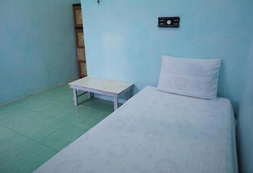 فندق Oyo Life 93017 Kost H Soeroso