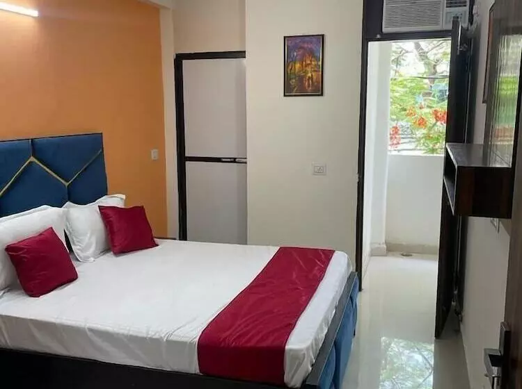ホテル Roomshala 123 Happy Homes Saket