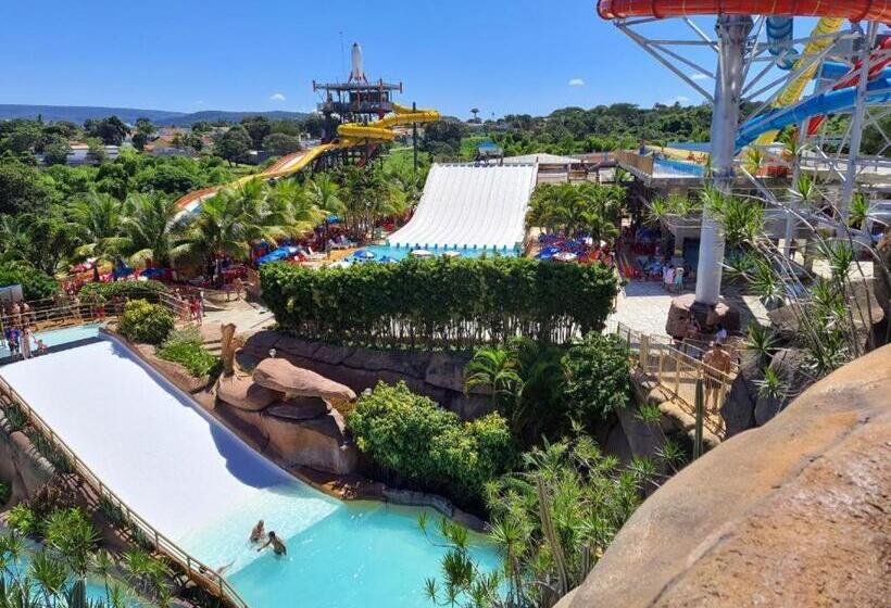 בית מלון כפרי Spazzio Diroma Com Acesso Ao Acqua Park, Caldas Novas