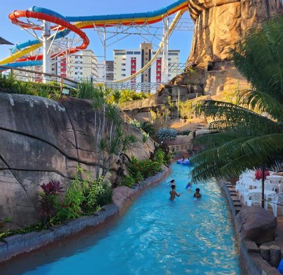 בית מלון כפרי Spazzio Diroma Com Acesso Ao Acqua Park, Caldas Novas