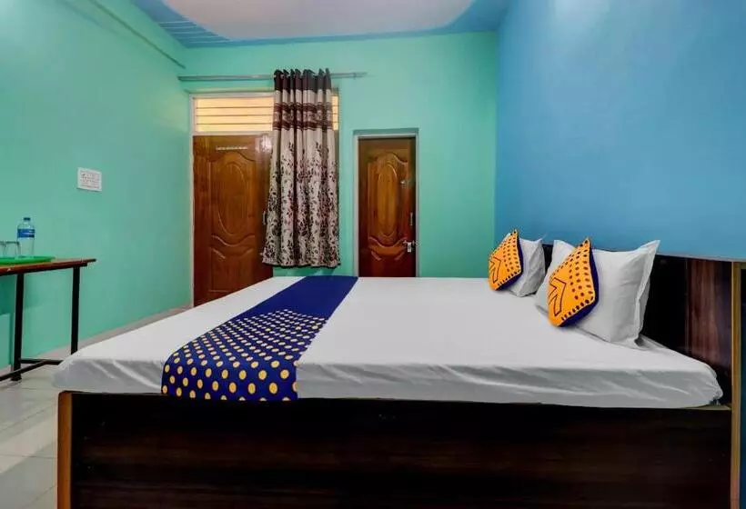 ホテル Spot On S K Homestay