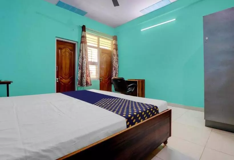 ホテル Spot On S K Homestay
