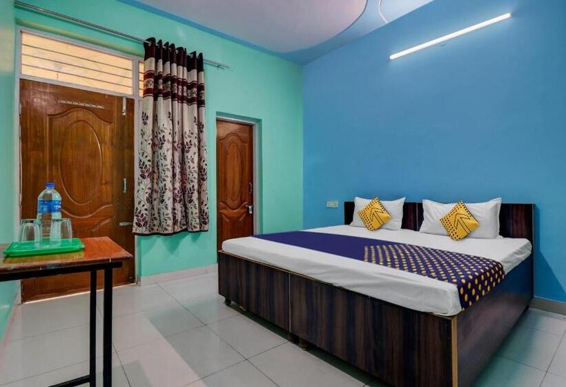 Hotel Spot On S K Homestay