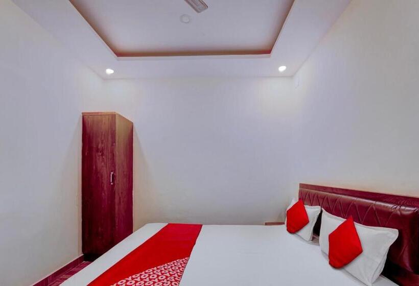 Flagship Hotel Days Inn