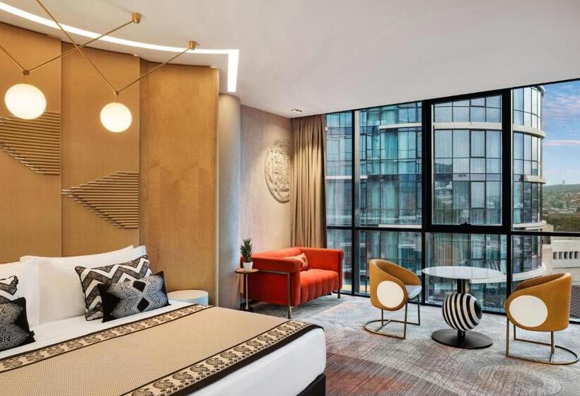 Paragraph Freedom Square, A Luxury Collection Hotel, Tbilisi