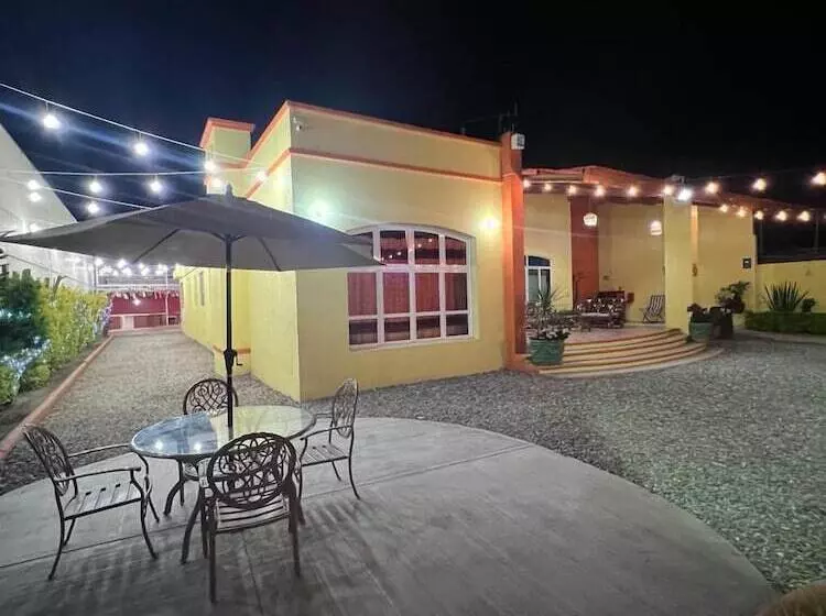 Majatalo Alojamientos Ohana