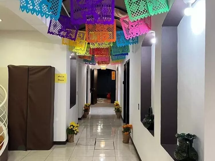 Majatalo Alojamientos Ohana