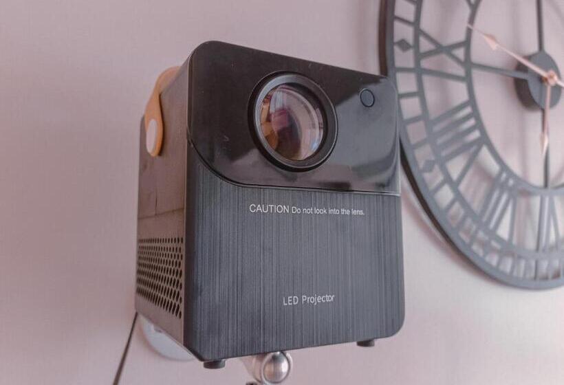 Majatalo Casabay Suite Eastwood Staycation