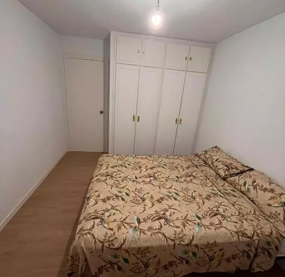 پانسیون Mars Suites Alondra