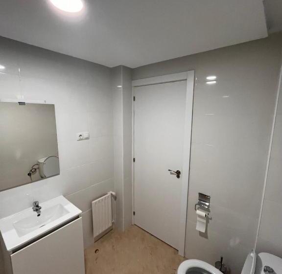 膳宿费 Mars Suites Alondra