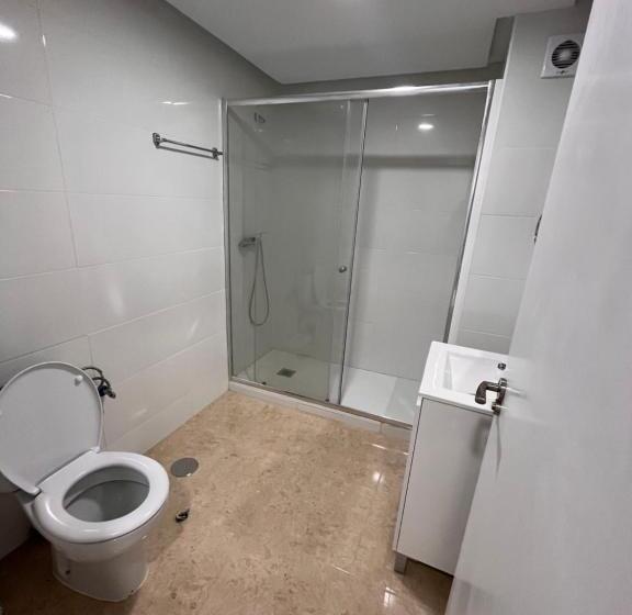 膳宿费 Mars Suites Alondra