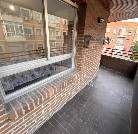 پانسیون Mars Suites Alondra