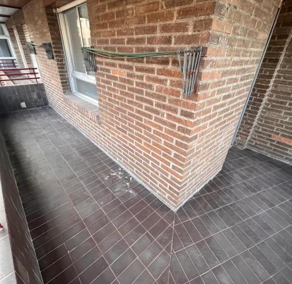 膳宿费 Mars Suites Alondra