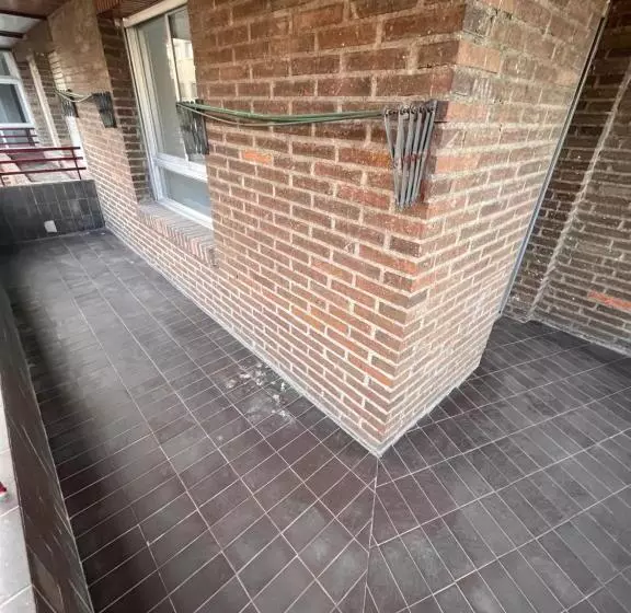 پانسیون Mars Suites Alondra