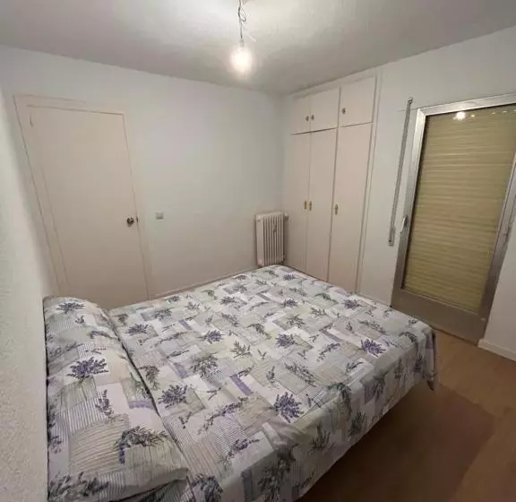 پانسیون Mars Suites Alondra