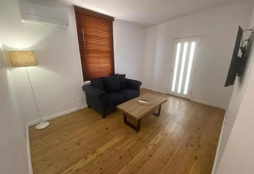 Majatalo Perrington Estate