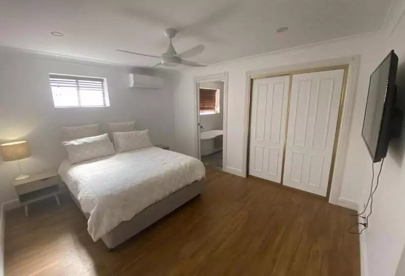 Majatalo Perrington Estate