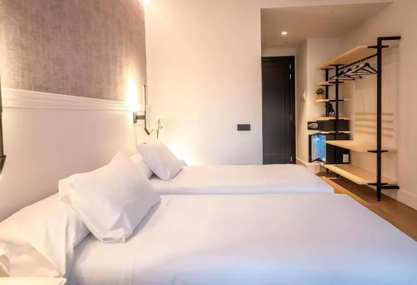 ペンション Principe De Vergaras Lujo En El Centro De Logroño