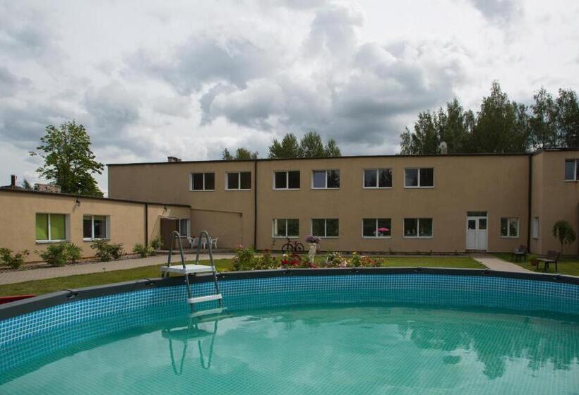 پانسیون Villa Roza Guest House