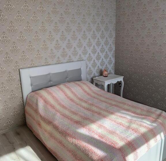 پانسیون Villa Roza Guest House