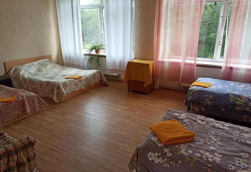 پانسیون Villa Roza Guest House