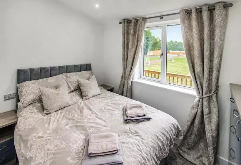 Lomakeskus Noahs Retreat