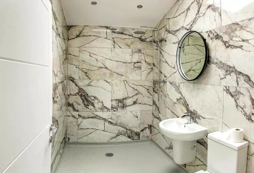 Lomakeskus Noahs Retreat