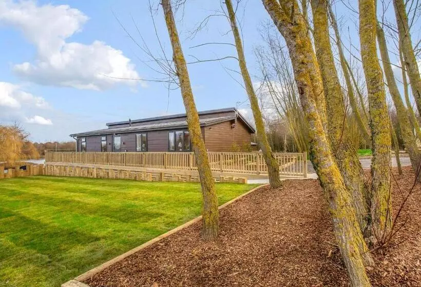 Lomakeskus Noahs Retreat