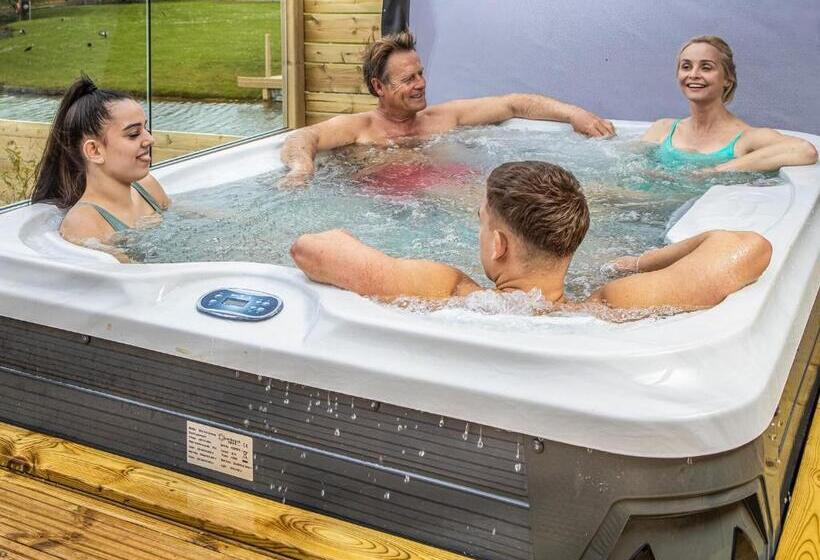 リゾートホテル Noahs Retreat