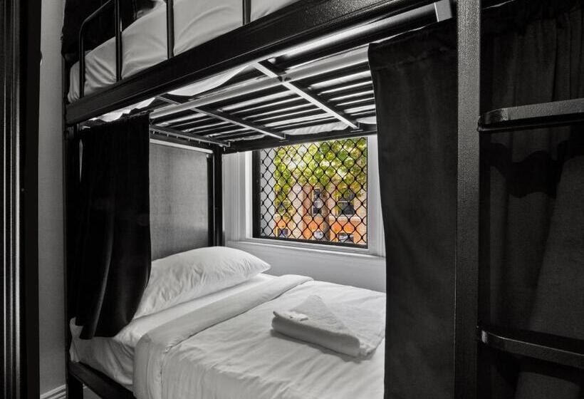 호스텔 Azzurro Pod Hotel   City Darling Harbour