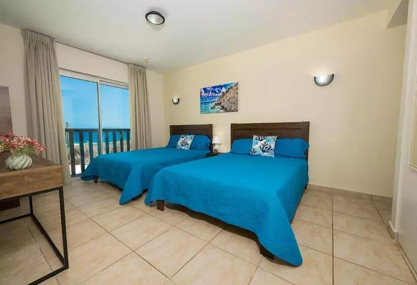 Beachfront Palapa21 Jan Thiel