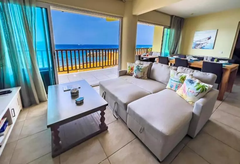 Beachfront Palapa21 Jan Thiel