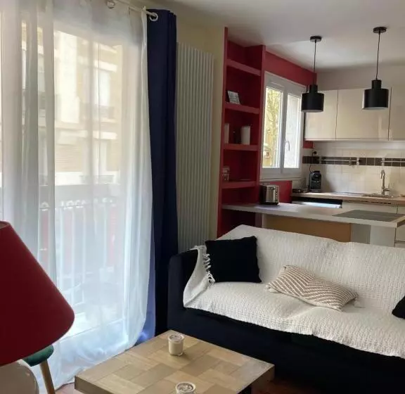 تختخواب و صبحانه Cosy Clichy Parc Salengro