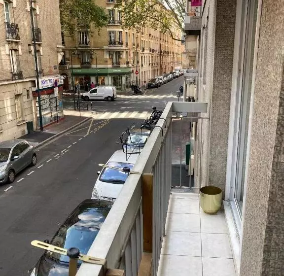 تختخواب و صبحانه Cosy Clichy Parc Salengro